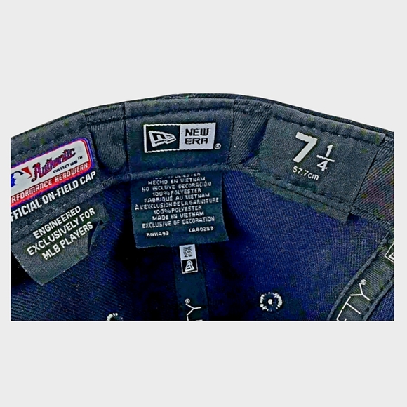 NEW *New York Yankee Bundle Jeter #2 Bear/New Era Fathers Day Navy Hat (7 1/4) - Picture 6 of 9